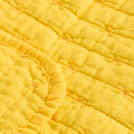 Quilt 130*180 - Gul korssting - Ib Laursen