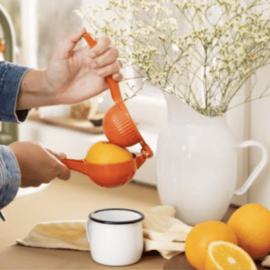 Appelsinpresser i orange - Ib Laursen